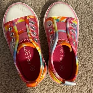Toddler shoes size 6